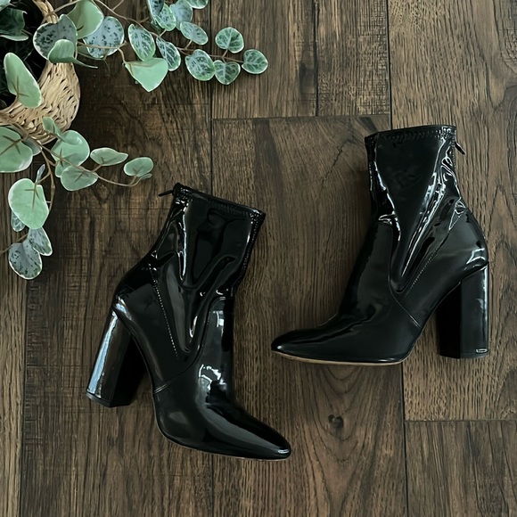 Aldo Aurella Black Patent Leather Sock Booties in Black - Picture 1 of 7